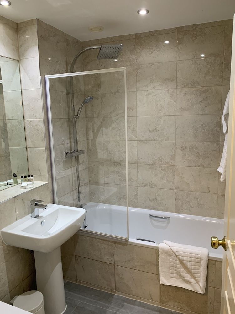 Burnham Beeches Hotel & Spa Nest Double Room 4