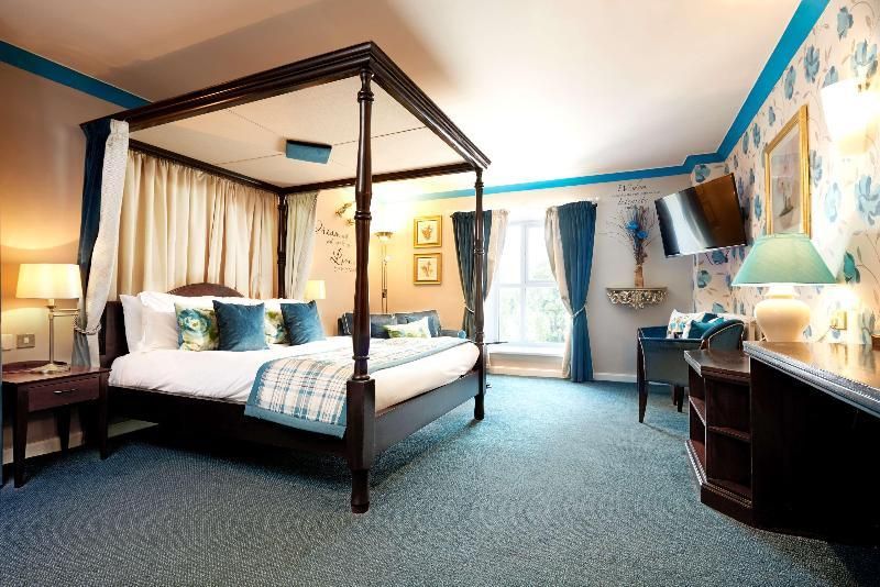 The Hillcrest Hotel Superior 5