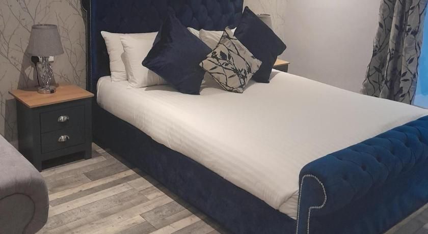 The Hillcrest Hotel Superior 4
