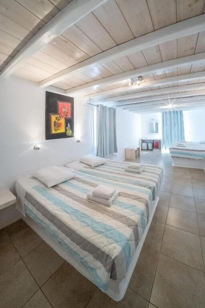 undefined Paradise Beach Resort 3