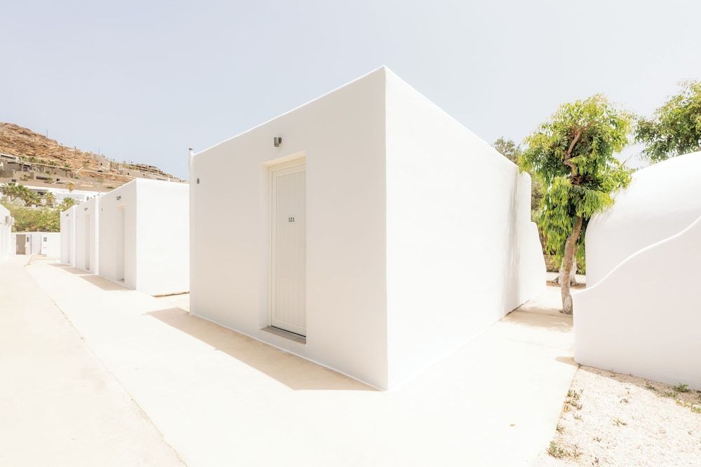 undefined Paradise Beach Resort 3