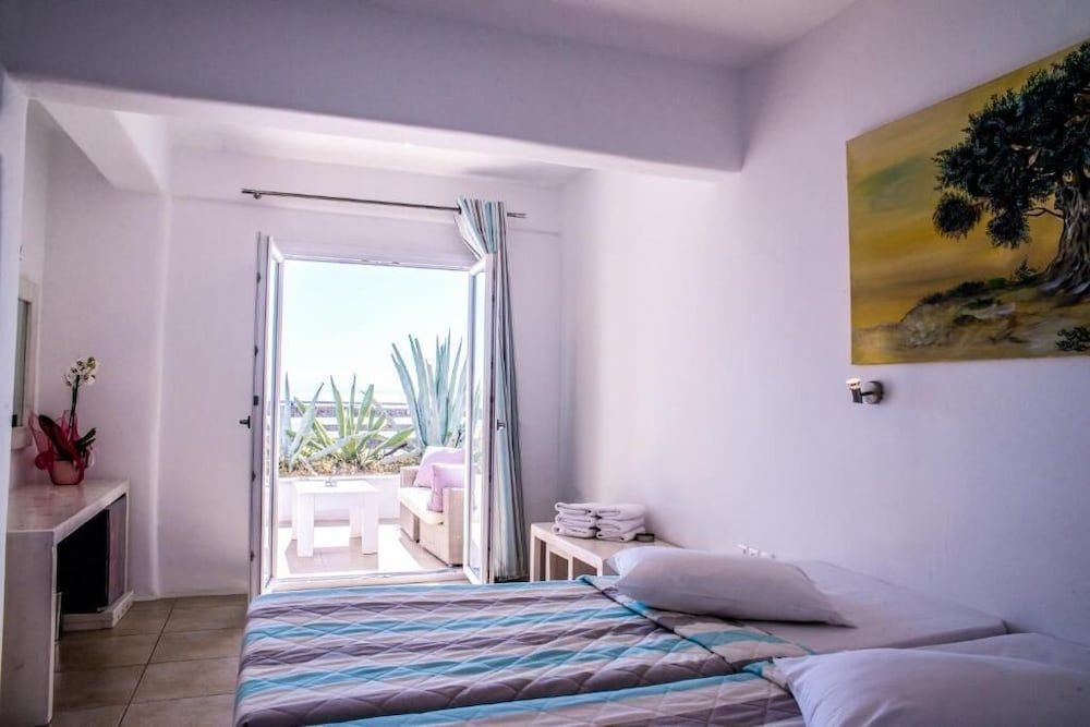 undefined Paradise Beach Resort 10