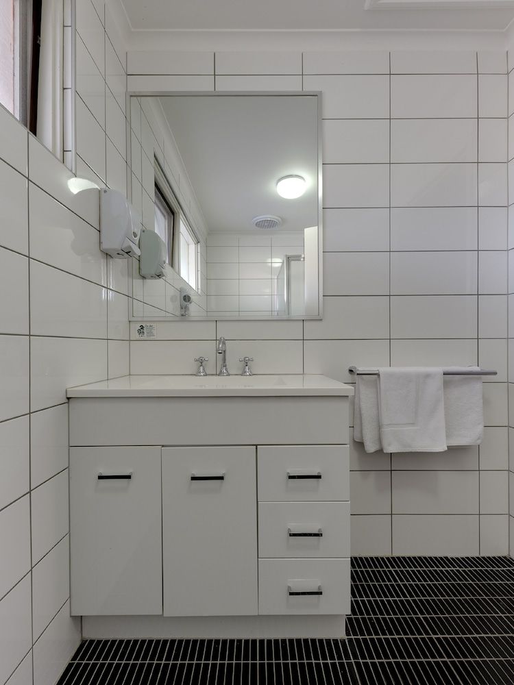 Frankston Motel Superior Suite 28