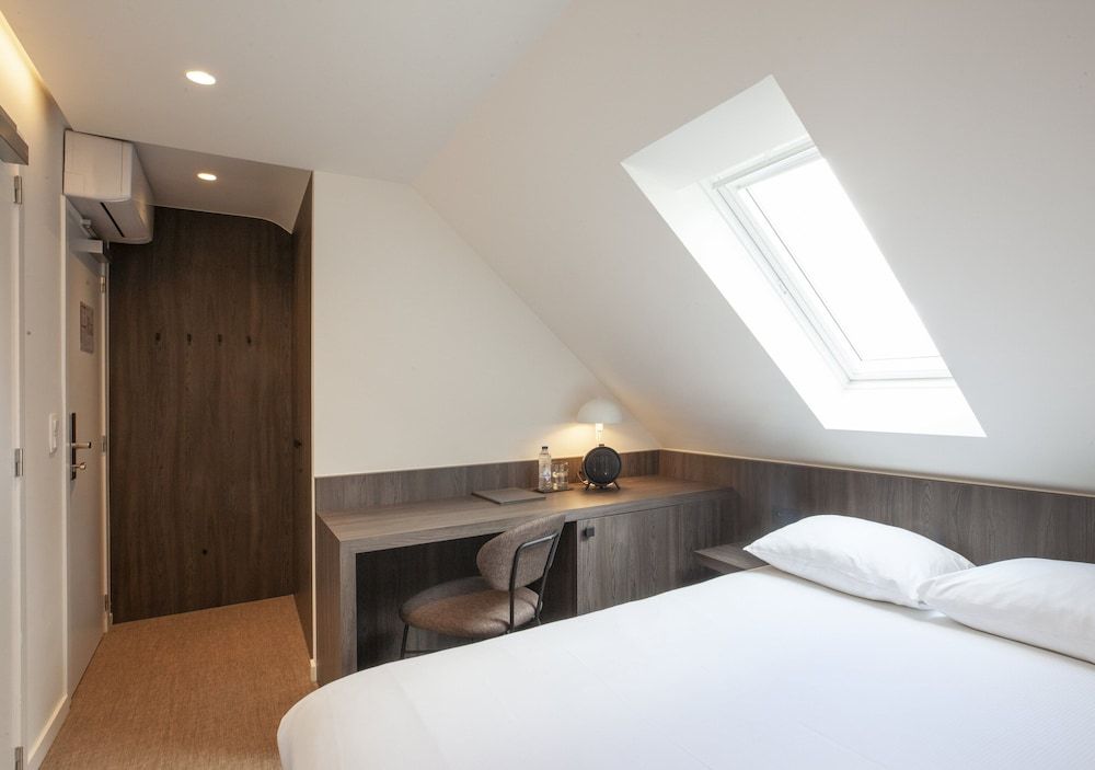 The Shepherd Single Room 2