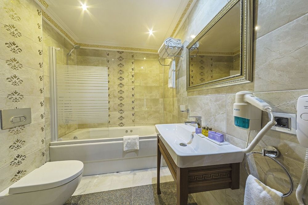 undefined Lausos Palace Hotel 9