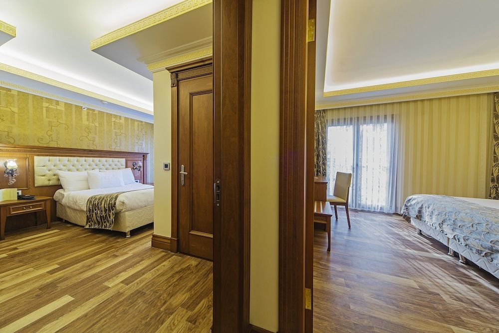 undefined Lausos Palace Hotel 8