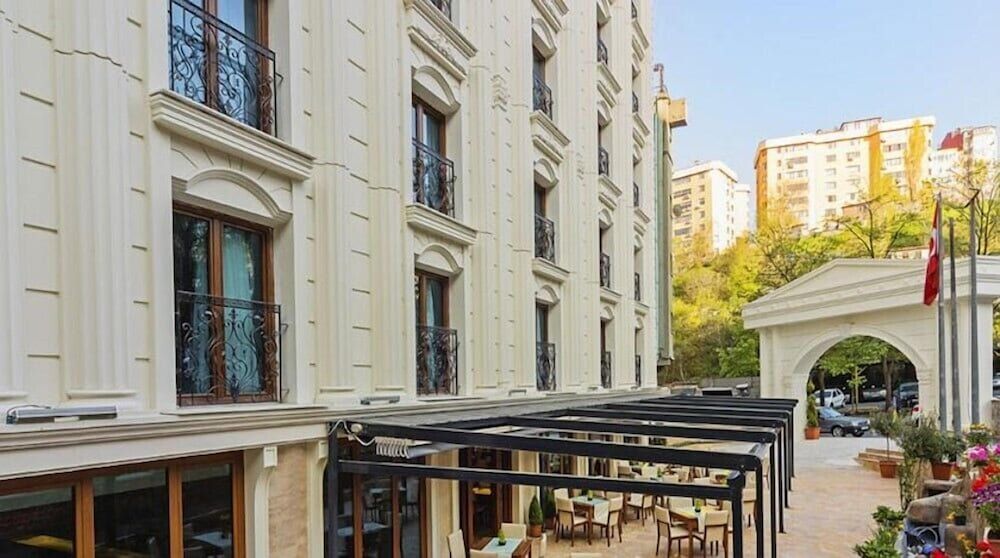 Lausos Palace Hotel Deluxe Double Room 4