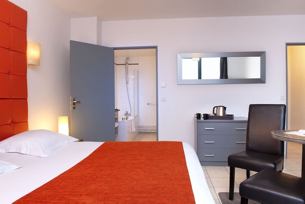 Standard Room with Meadow view