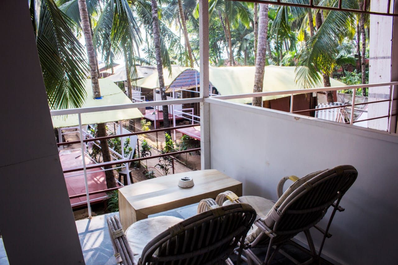 Cafe Del Mar Deluxe Sea View Room for 2 2