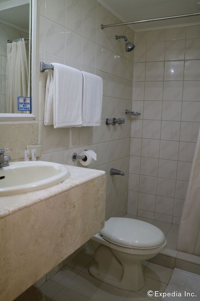 Harbor Town Hotel Junior Studio Suite 13