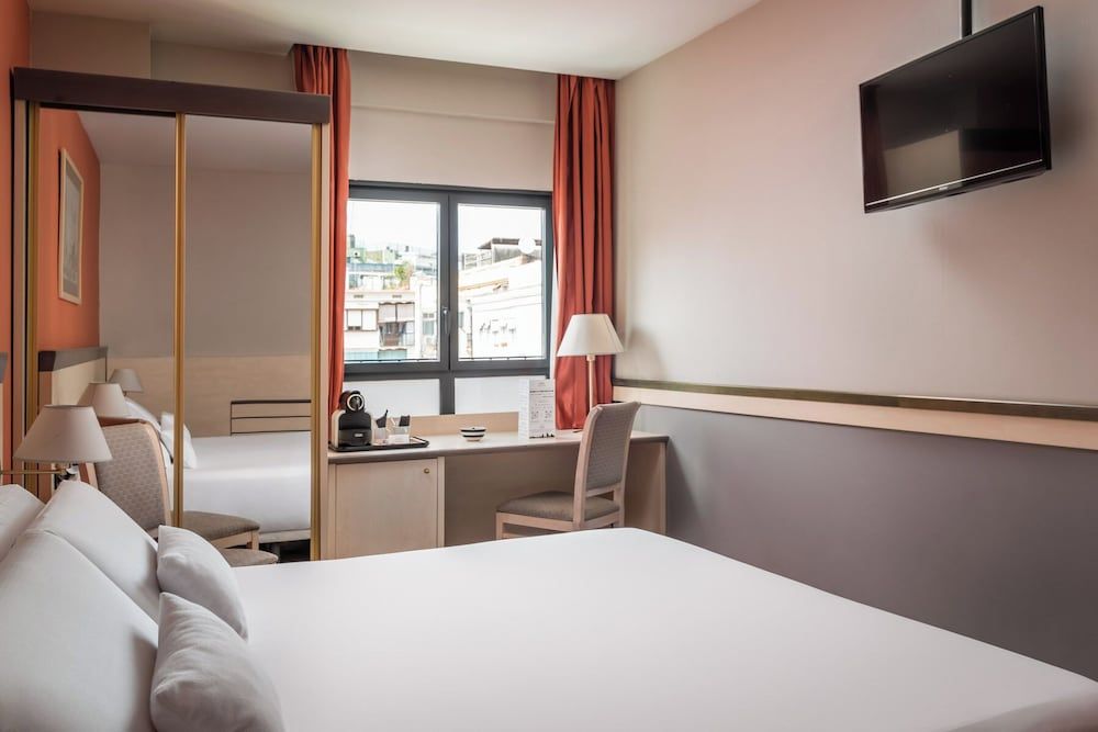 undefined Sunotel Club Central