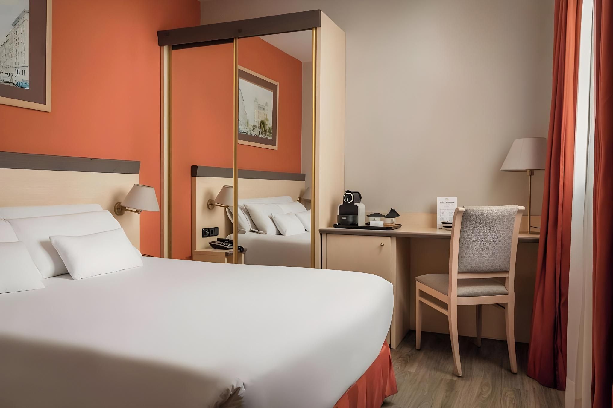 undefined Petit Palace Trencadis 5