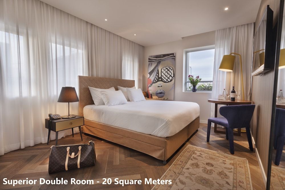 undefined Jacob Shenkin Hotel 2