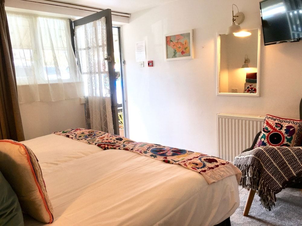 The Mousetrap Inn Standard Double or Twin Room, Ensuite (Pet-Friendly) 5