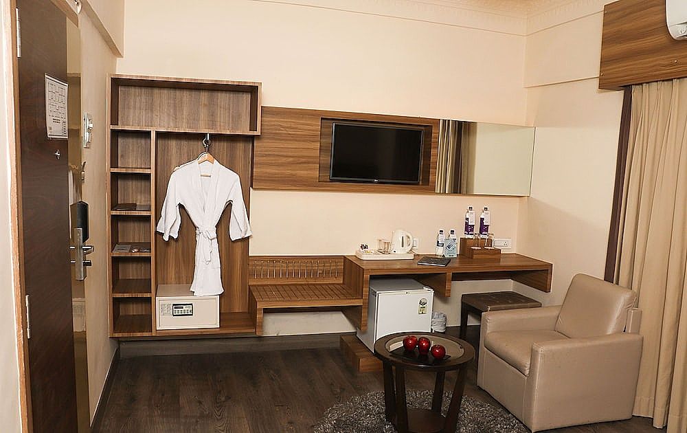 Hotel Bawa Regency Executive Room 6