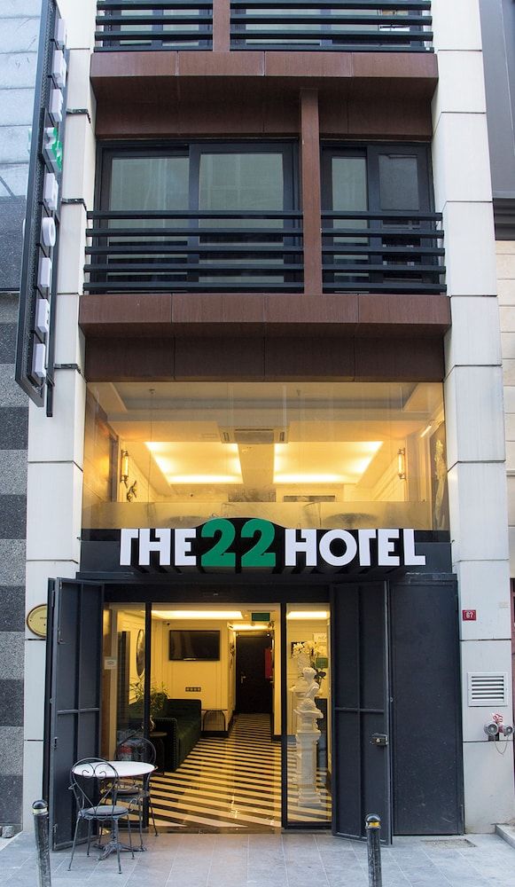 undefined The 22 Hotel