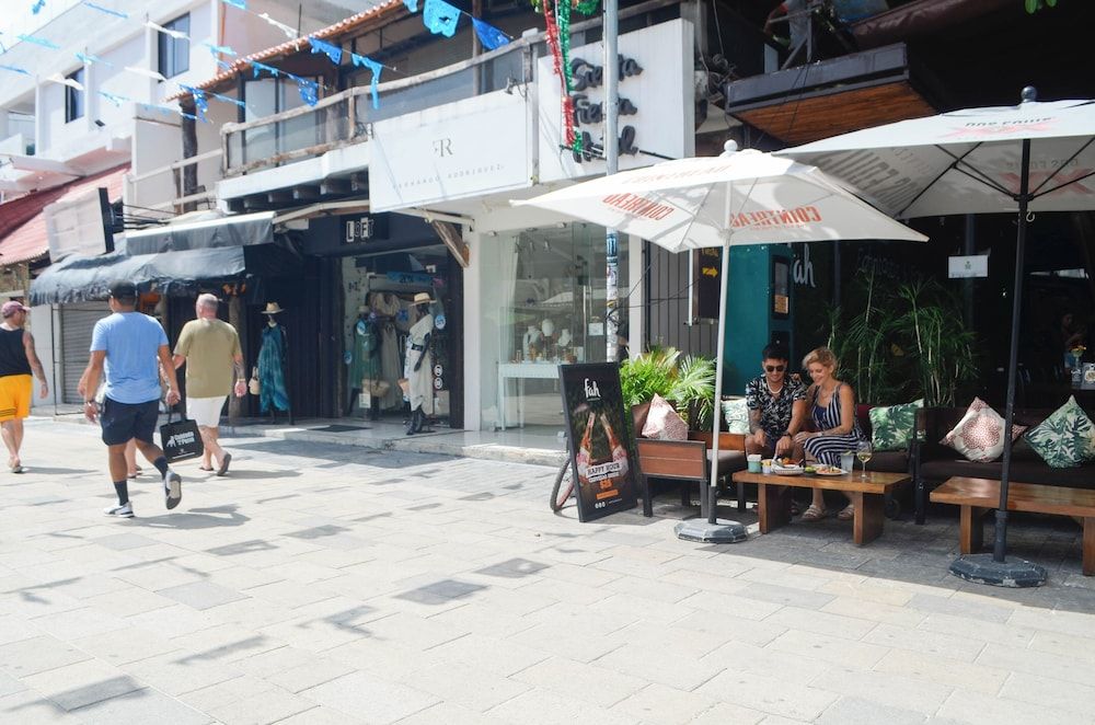 undefined Siesta Fiesta Hotel 4