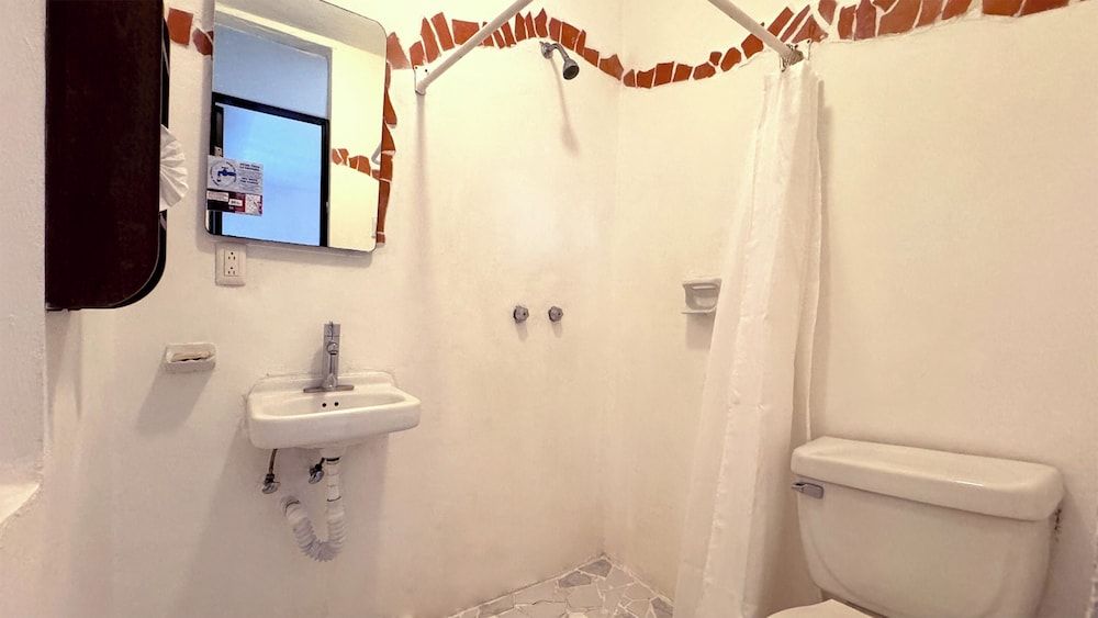 undefined Siesta Fiesta Hotel 7