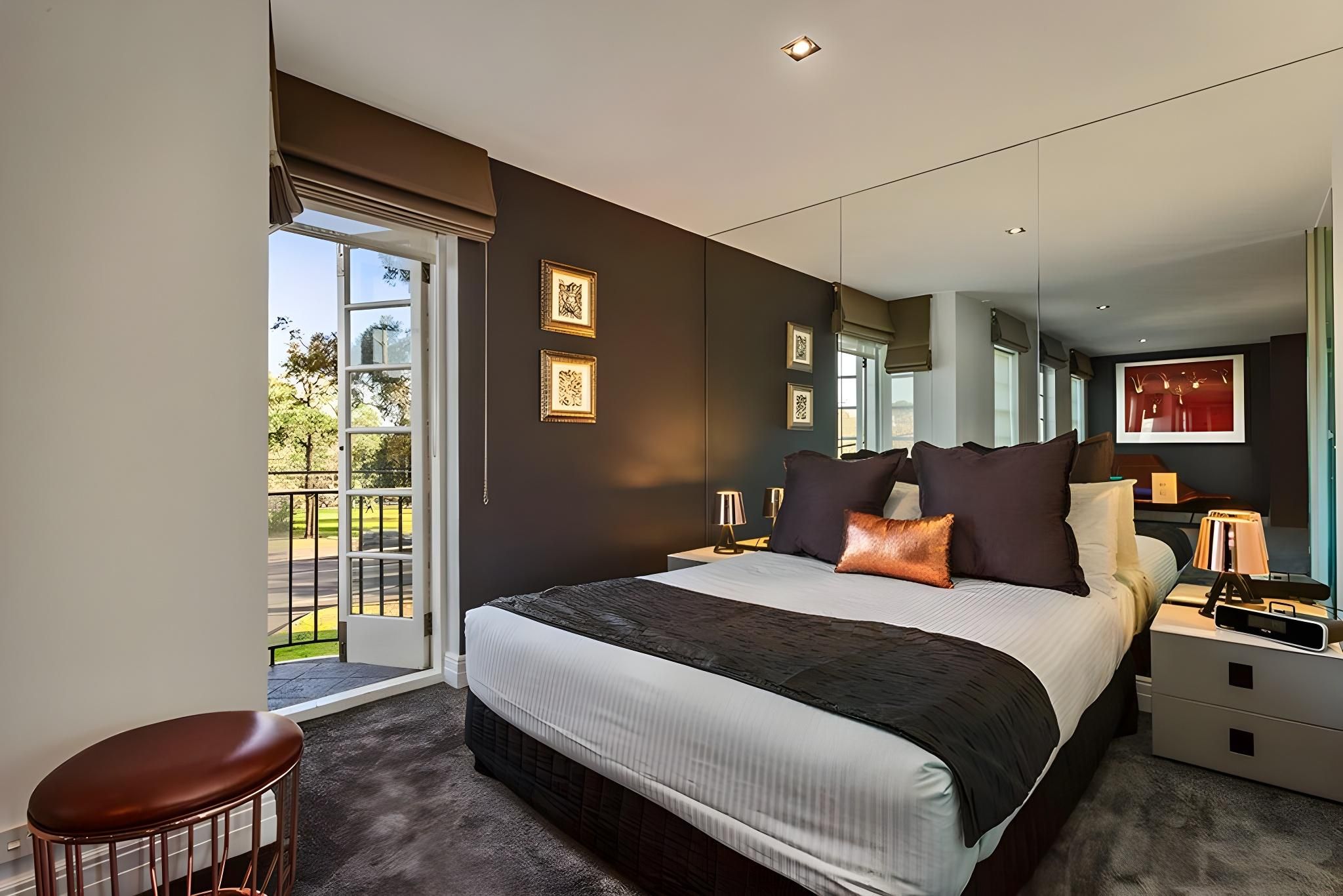 Quest East Melbourne Studio