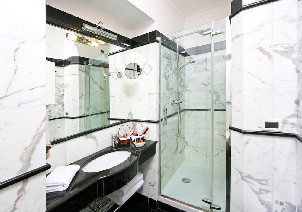 Hotel Arcangelo Superior Double Room 6