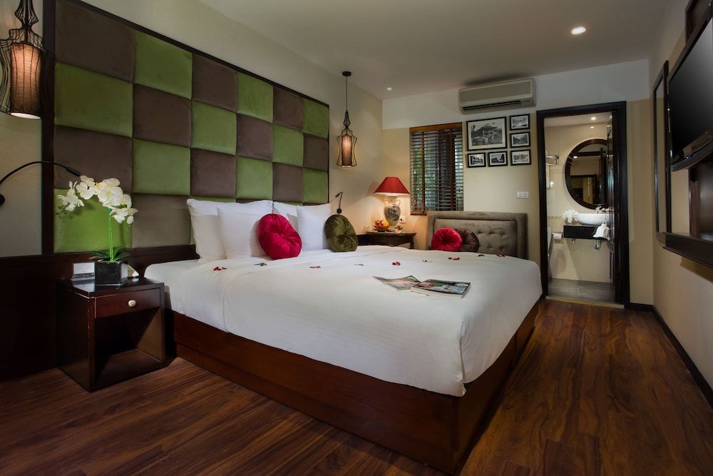 Deluxe Double or Twin Room