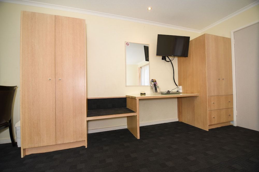 Sandown Heritage Motel Standard Room 6