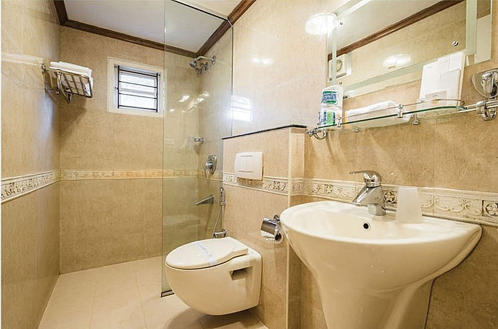 Tissa's Inn Standard Twin Room 3