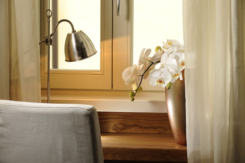 Mario de Fiori 37 Deluxe Double Room 11