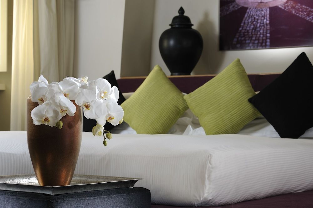 Mario de Fiori 37 Deluxe Double Room 2