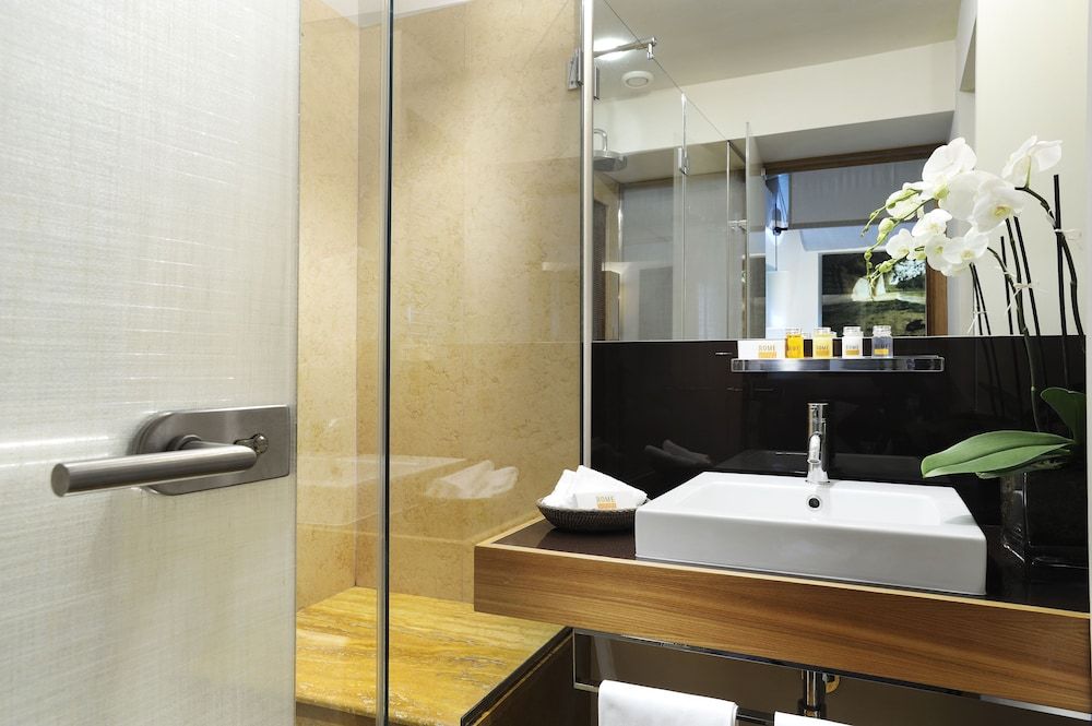 Mario de Fiori 37 Deluxe Double Room 7