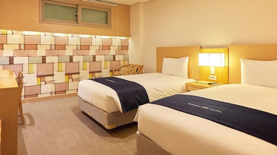 undefined Tower Hill Hotel 8