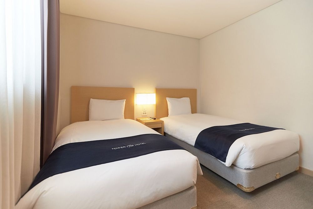 undefined Tower Hill Hotel