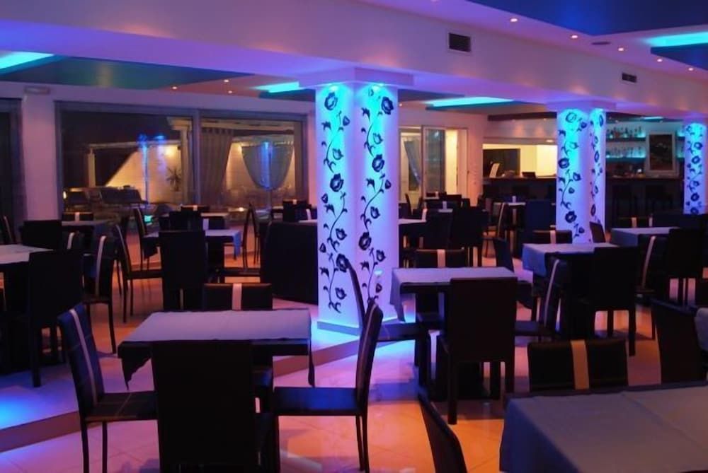 undefined Giannoulaki Hotel 8