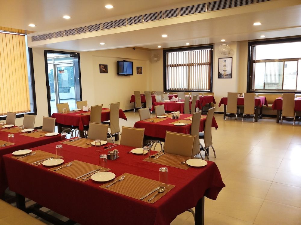 undefined Royal View Hotel 8