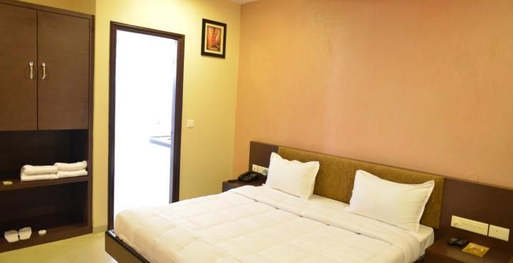 Royal View Hotel Deluxe Room 23