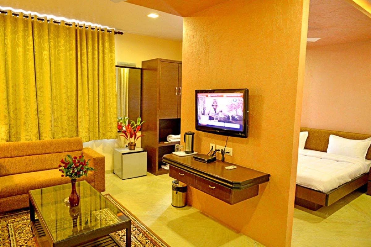 Royal View Hotel Deluxe Room 18