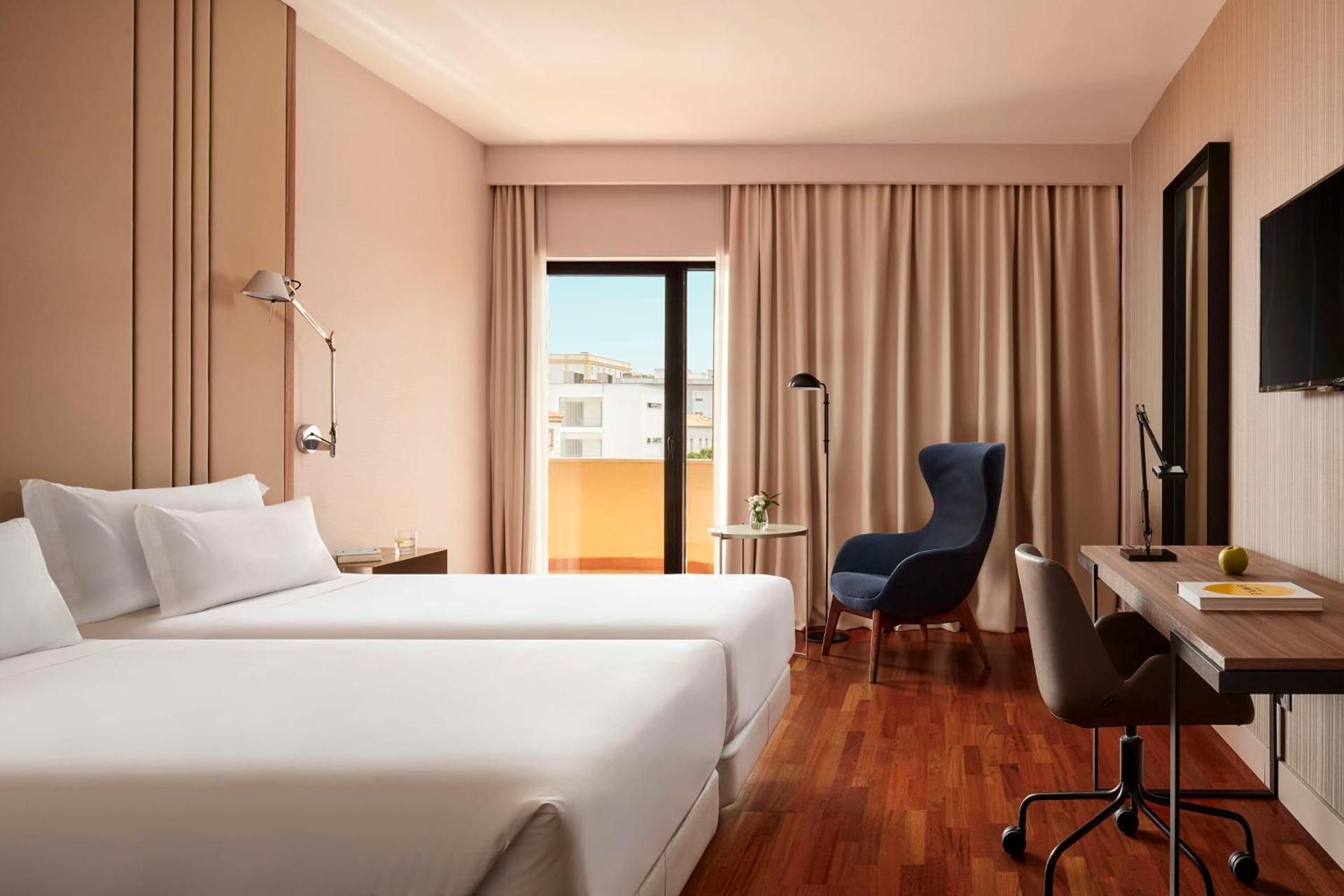 Standard Double or Twin Room with Extra bed (2 Adults + 1 Child)