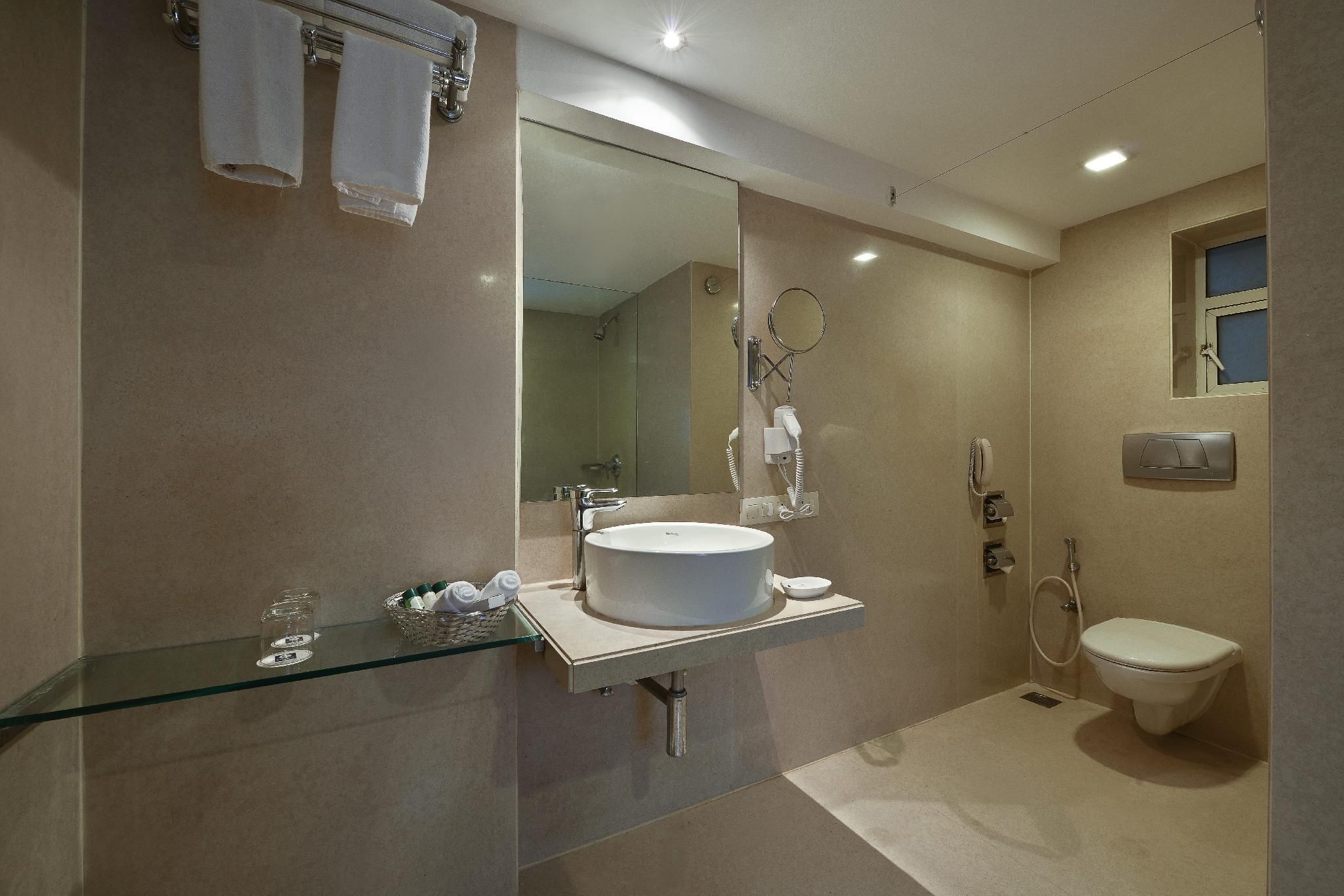 undefined Hotel Heritage (Formerly known as Comfort Inn Heritage) 9