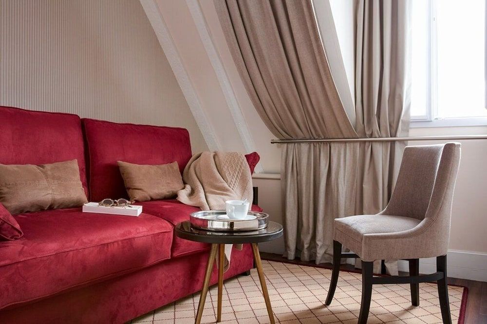 undefined Hôtel Serotel Lutèce 4