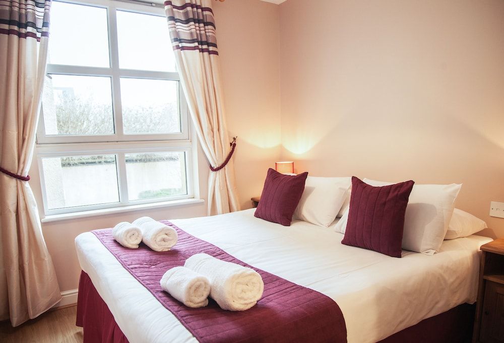 Royal Mile Accommodation Standard Apartment, 2 Bedrooms 3