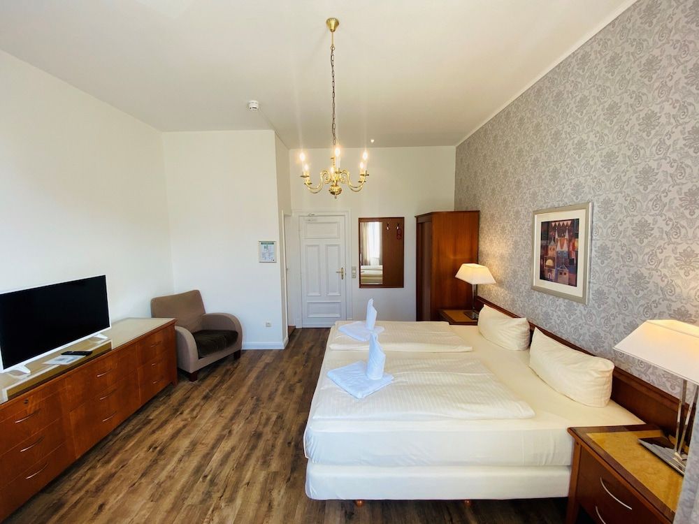 Hotel Kaiserhof DELUXE Double Room