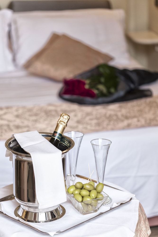 Room service - dining