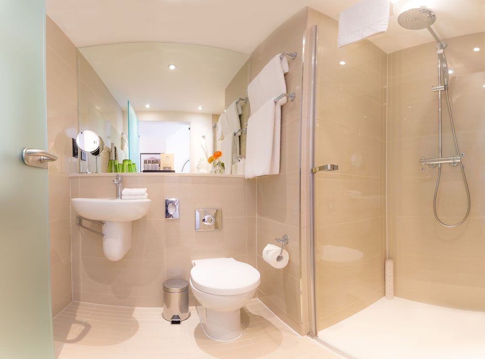 Ten Manchester Street Superior Double Room 5