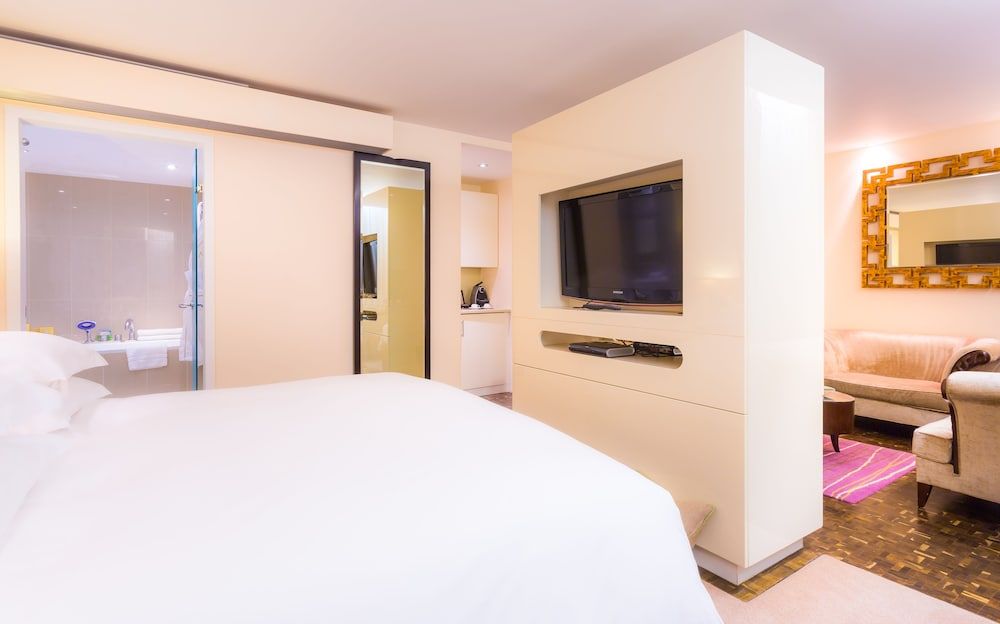 undefined Ten Manchester Street 4