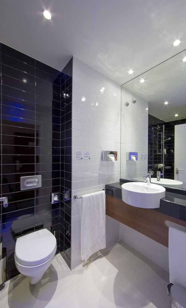 undefined Holiday Inn Express Lisbon, Av. Liberdade by IHG 8