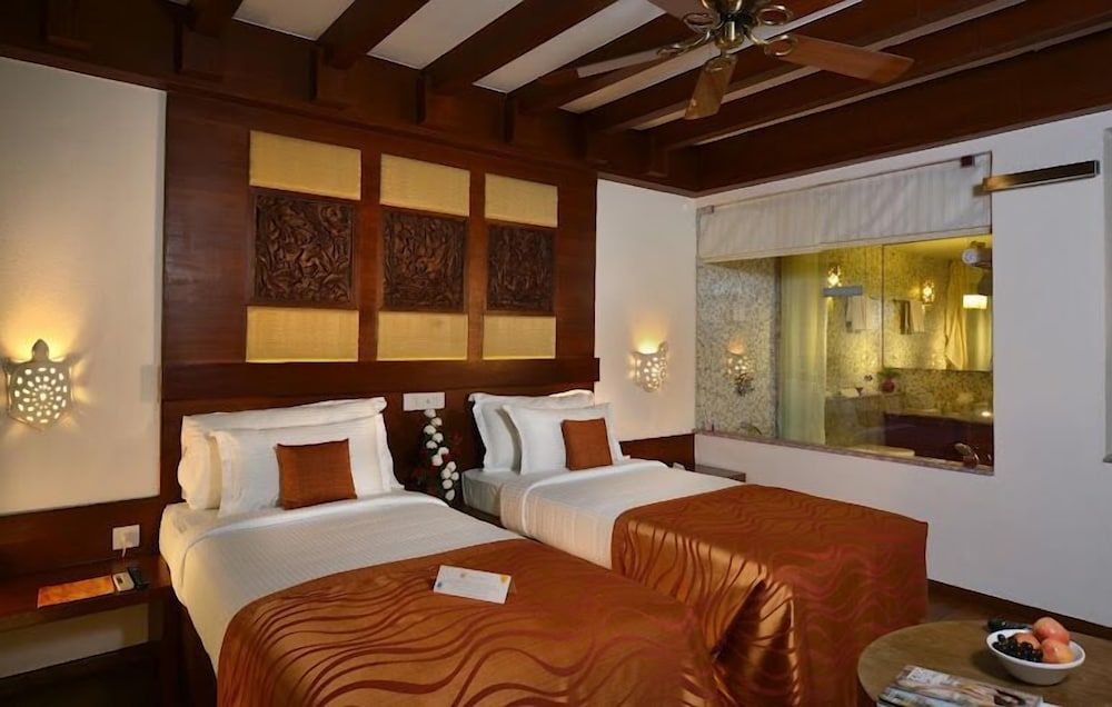 Gokulam Grand Turtle On The Beach Deluxe Room 9