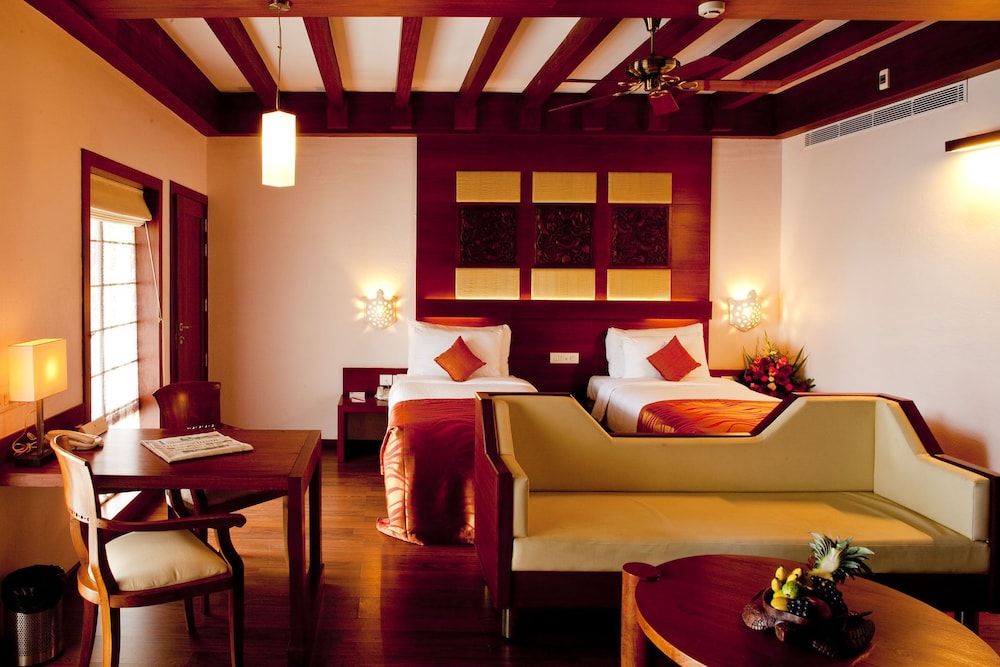 Gokulam Grand Turtle On The Beach Deluxe Room 7