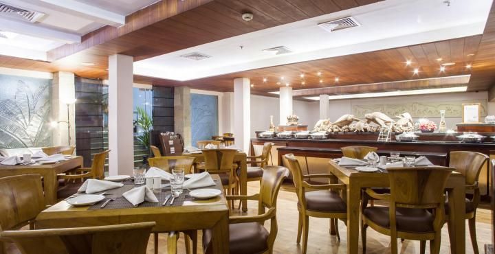 Food & Dining