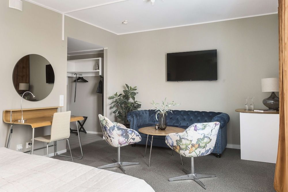 Best Western Hotel River C Junior Suite, 2 Twin Beds, Non Smoking 4