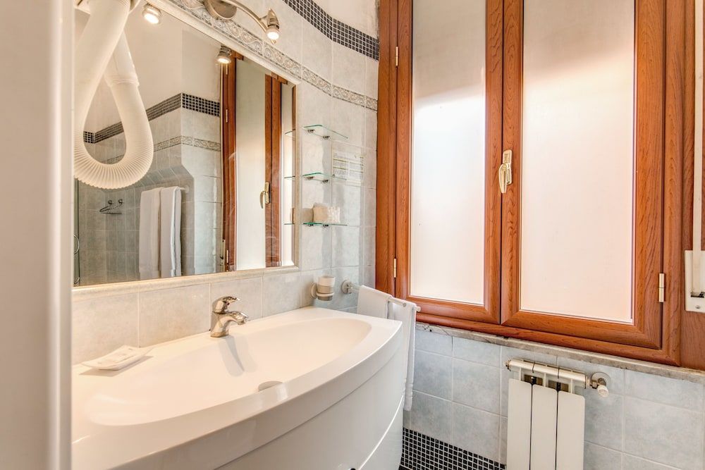 Hotel Martini Triple Room 13